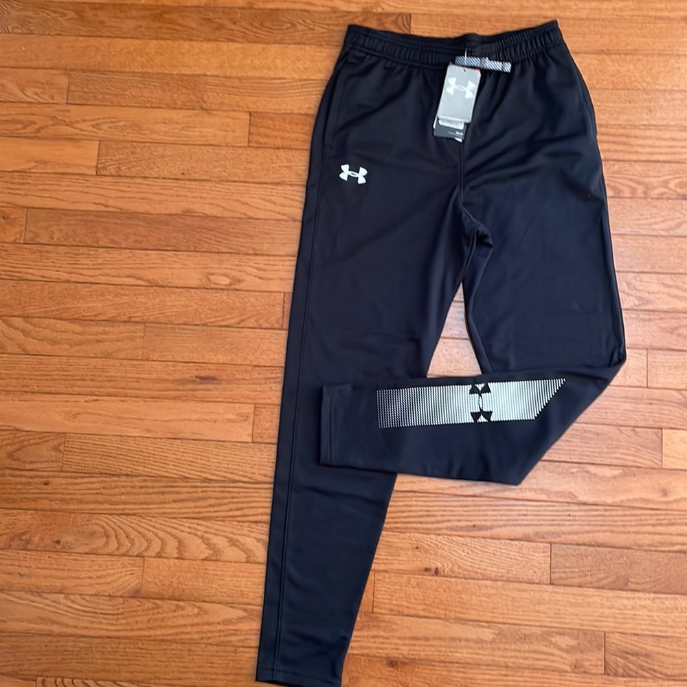 NWT Boys Under Armor pants